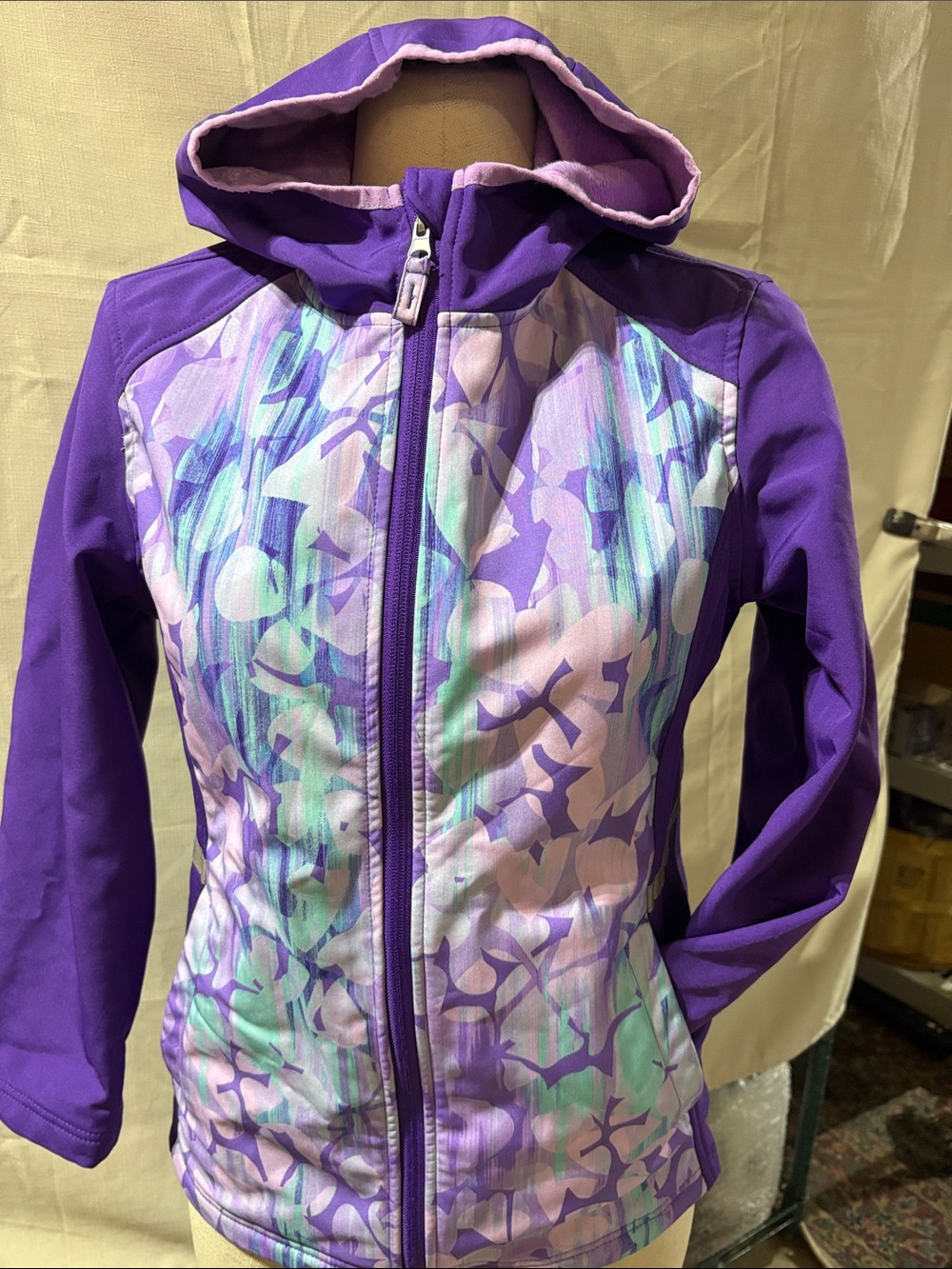 Free Country Purple Hooded Puffer Jacket with Pastel Pattern